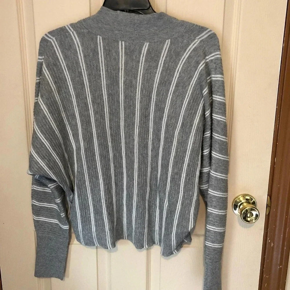 Express Cardigan Women Size SP - Picture 2 of 4